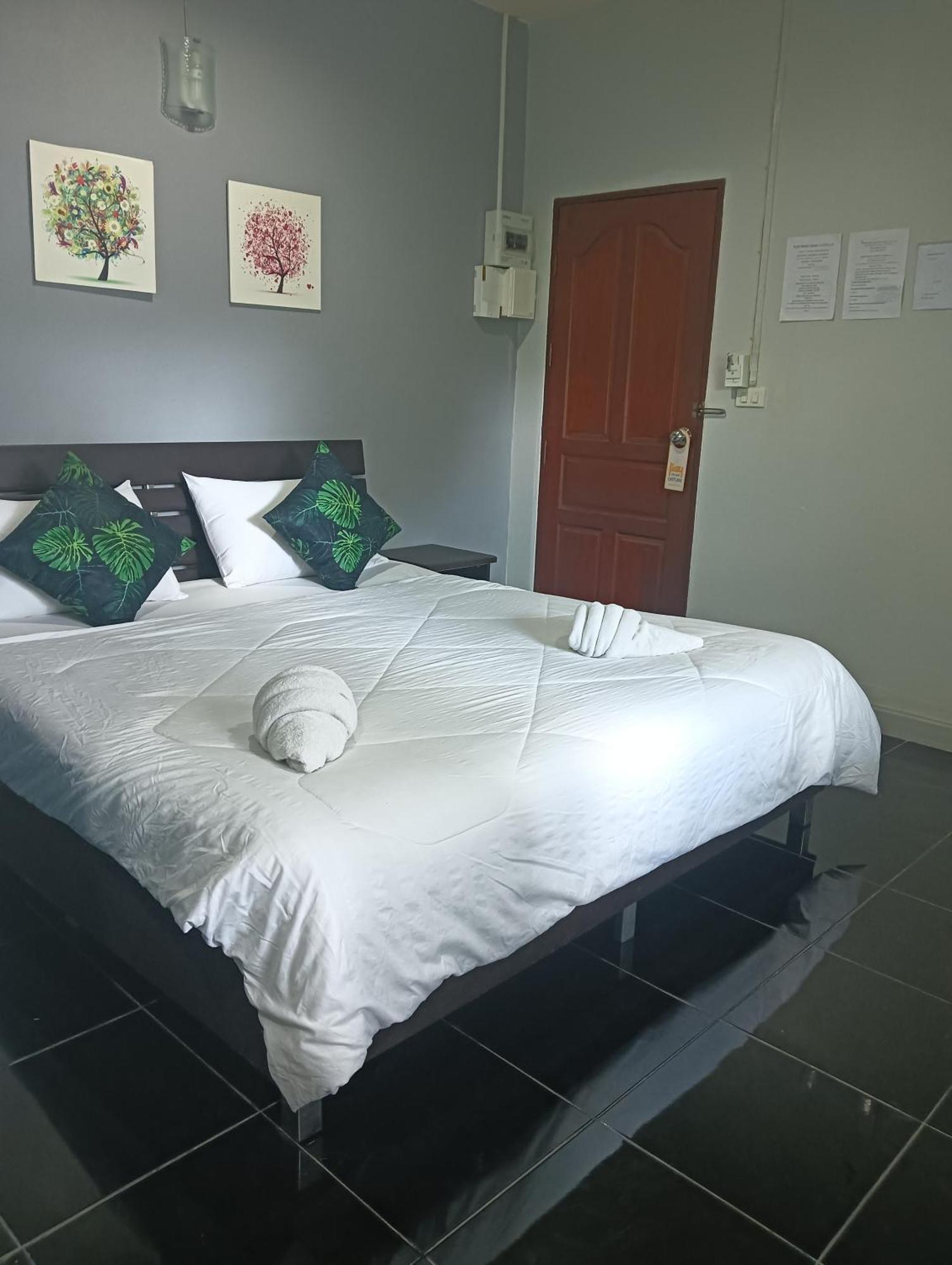 Krabi Nemo House Hostel Ao Nang Exterior photo