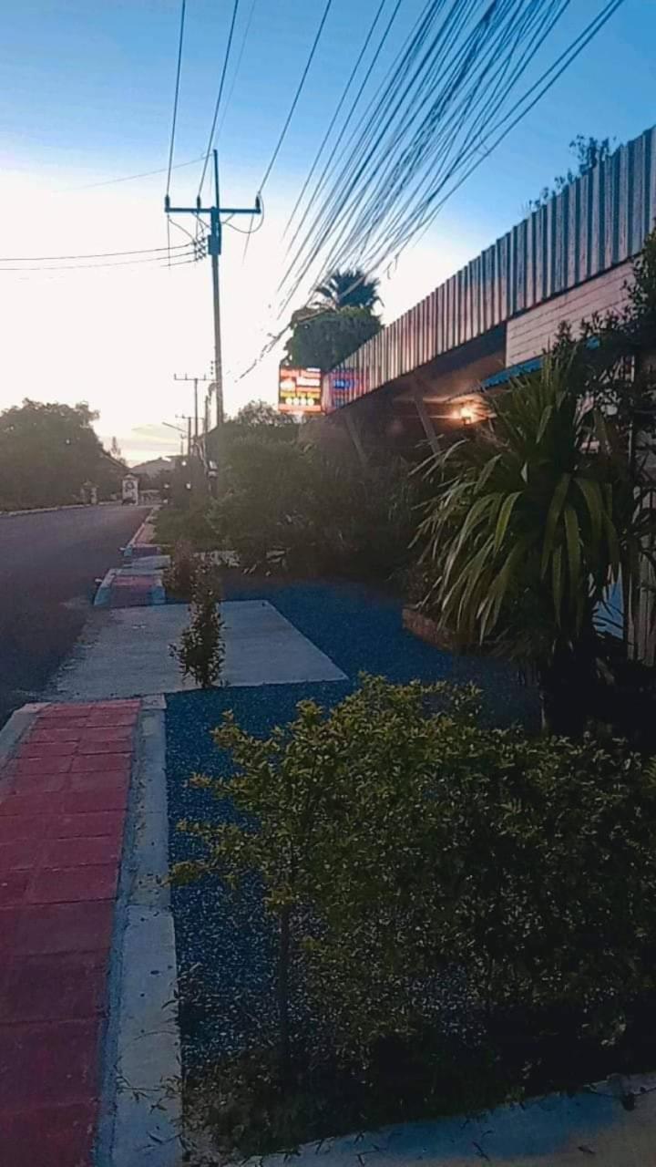 Krabi Nemo House Hostel Ao Nang Exterior photo
