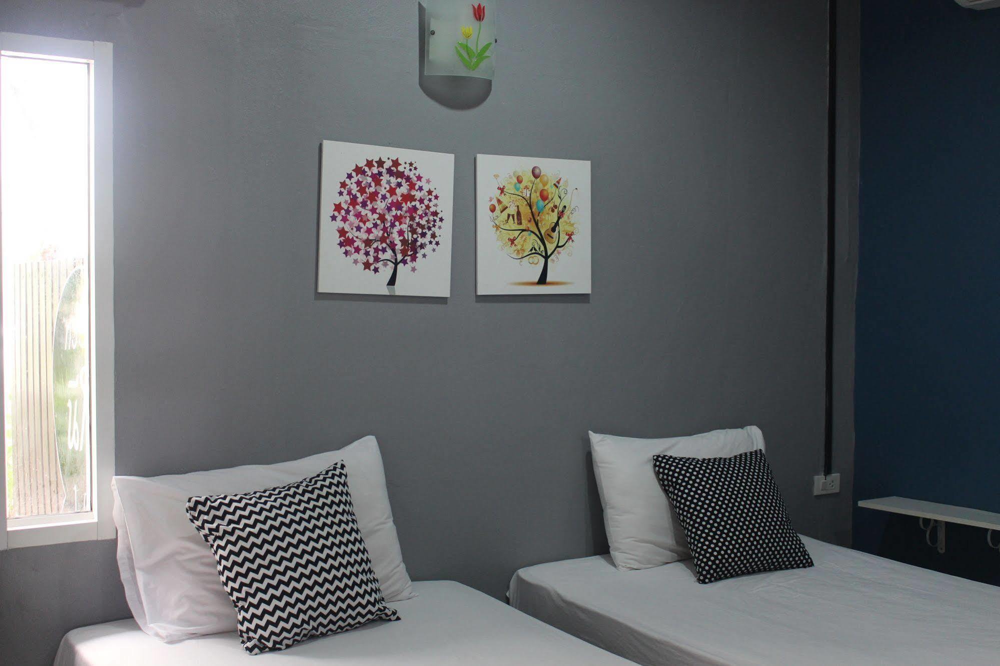 Krabi Nemo House Hostel Ao Nang Exterior photo
